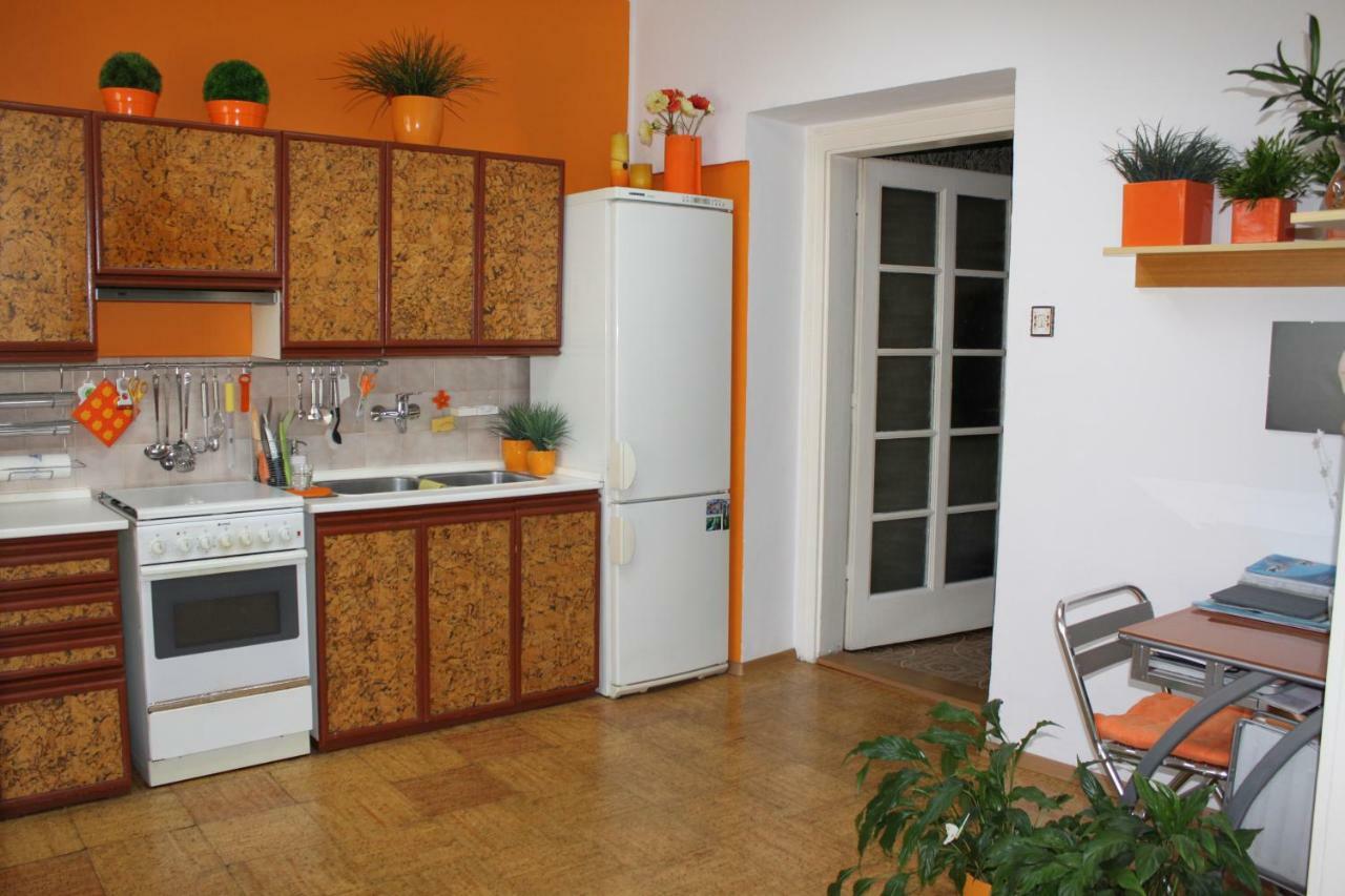 Cosy Apartment Under The Tower Prag Dış mekan fotoğraf